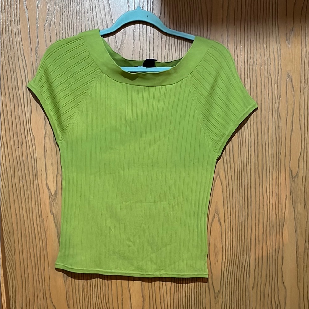 Evan-Picone short sleeved green top, size large